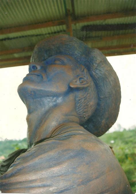 TNC Monumento .